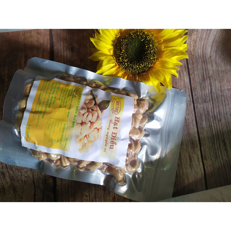 Hạt điều nguyên sạch lụa nguyên vị loại 1  chuẩn Bình Phước 500Gr