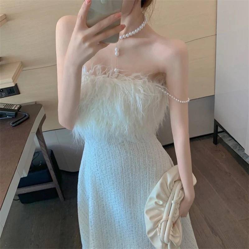 Đầm Dài Qua Gối Hở Vai Phối Ống Màu Trắng Đính Ngọc Trai Thời Trang Thu Đông Cho Nữ
