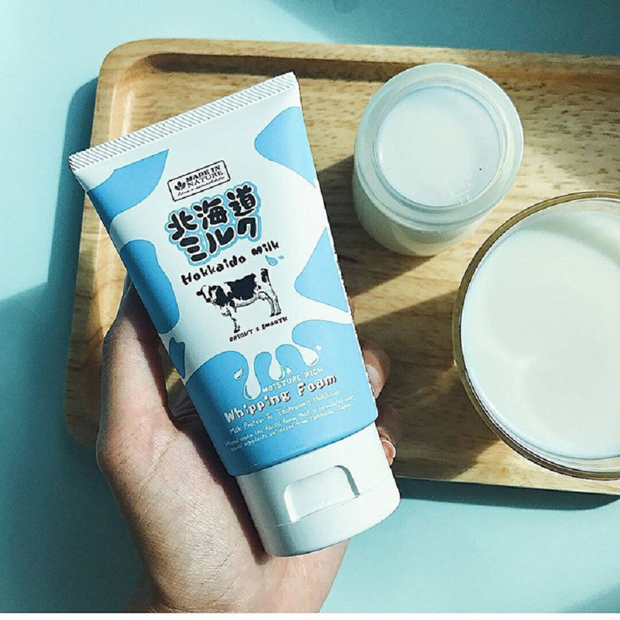 Sữa Rửa Mặt Dưỡng Ẩm Và Mịn Da Made In Nature Hokkaido Milk Moisture Rich Whipping Foam