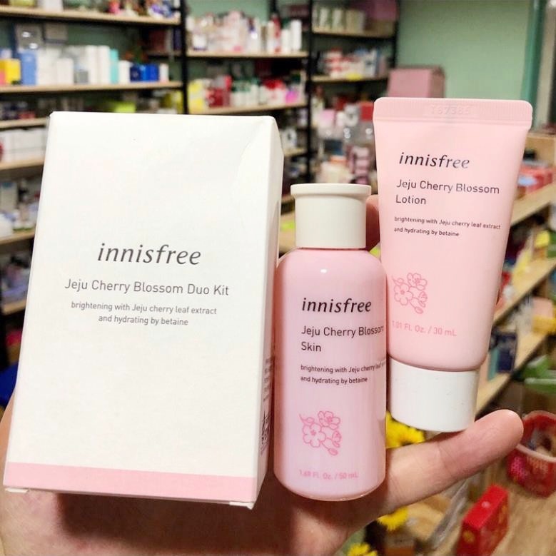 Bộ Dưỡng Da Innisfree Jeju Cherry Blossom Dua Kit