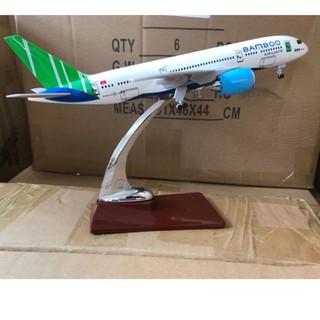 Mô hình máy bay tĩnh A320 Bamboo Airways 20cm có bánh xe và 16cm