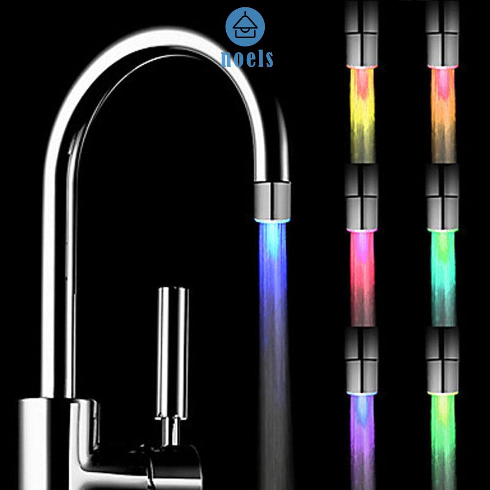 Đầu vòi nước có đèn LED phát sáng độc đáo chất lượng cao