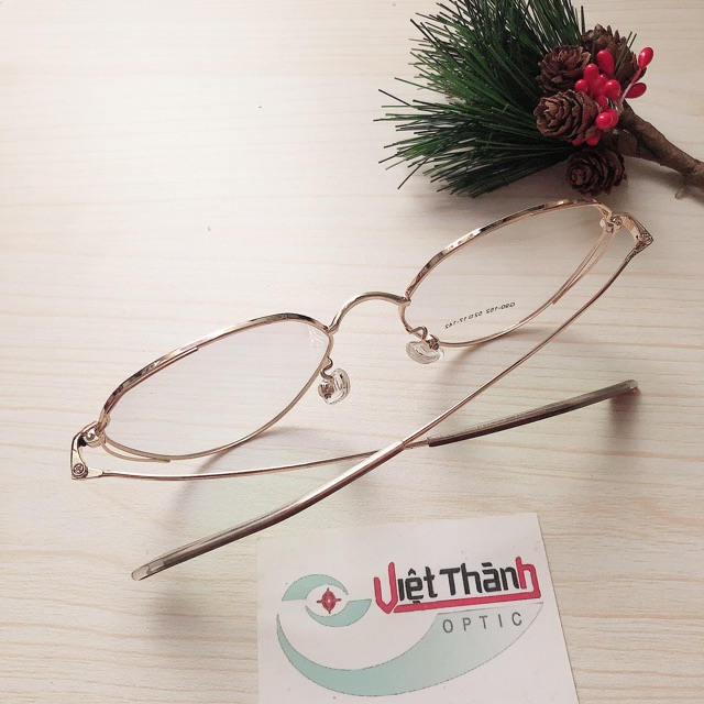 Gọng kính cận kim loại mảnh XỊN XÒ nhận làm kính có độ cận viễn loạn theo yêu cầu