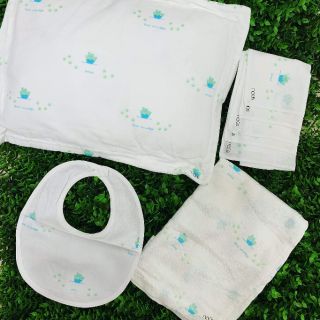 Yếm vải Nous