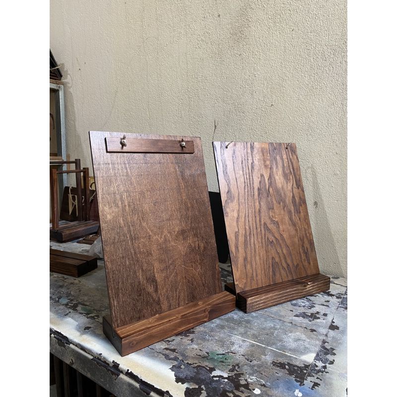 HCM | menu khoen trên kèm đế gỗ kẹp giấy menu LUXI DECOR HCM