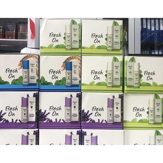 Dầu lăn thảo dược Fresh On 8ml Singapore