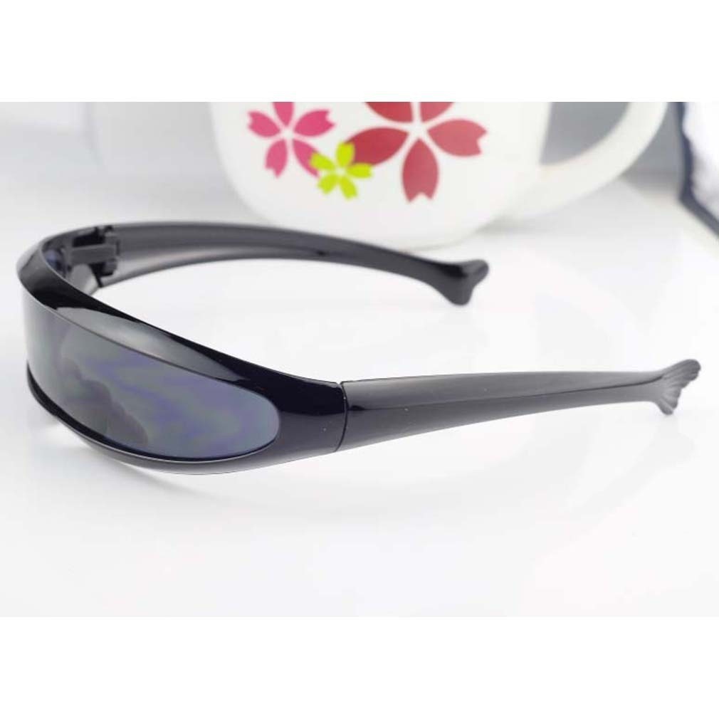 Kính mát cá tính và sành điệu dành cho nam