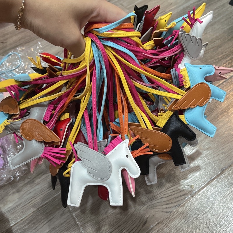 Móc Ngựa Phụ Kiện treo túi