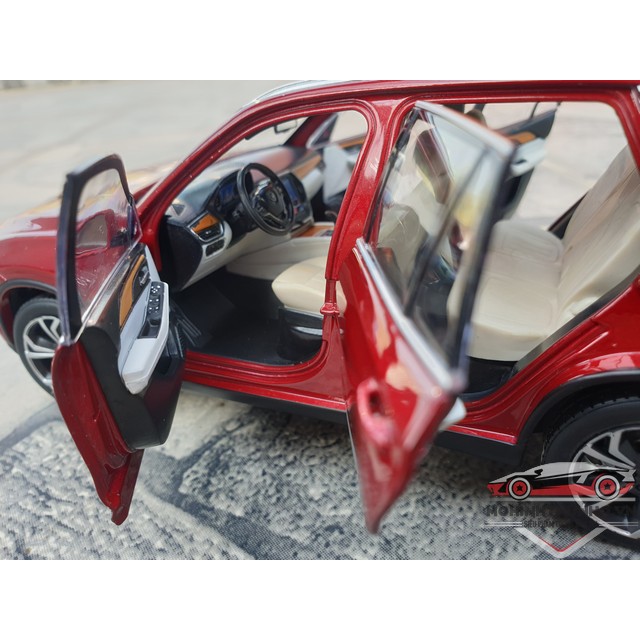 Xe mô hình Vinfast Lux SA 2.0, tỉ lệ 1:24