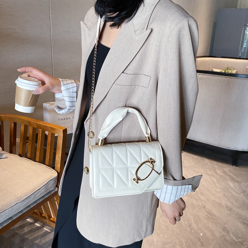 Túi Đeo Chéo Nhỏ Đa Năng Phối Dây Xích Thời Trang Mùa Hè 2022 Cho Bạn Gái