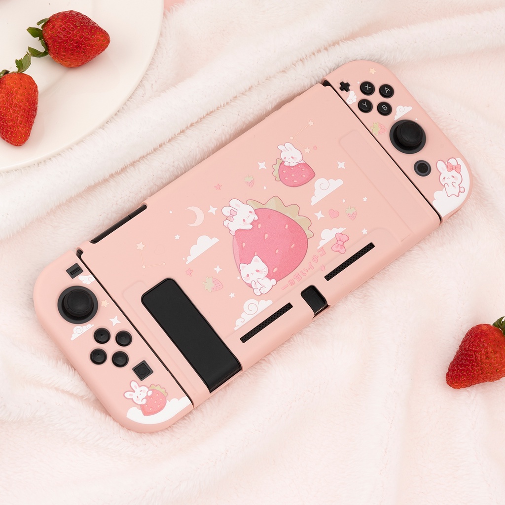 Ốp TPU Bảo Vệ Máy Chơi Game Nintendo Switch Hình Thỏ Và Dâu Tây Đáng Yêu