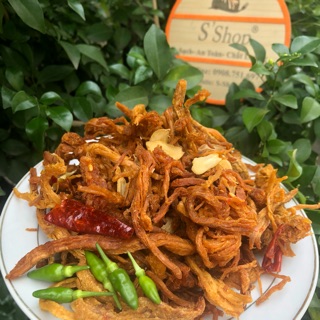 khô heo chấy tỏi lon 250g