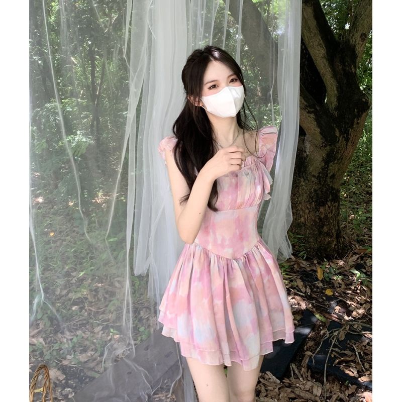 Đầm Hai Dây Dáng Ôm Cổ Vuông Phong Cách Thời Trang Mùa Hè 2022 Dễ Phối Đồ