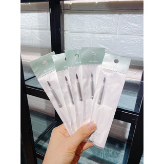 Chổi môi one touch lip brush hàn quốc