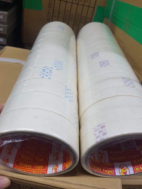 1 cây Băng dính giấy