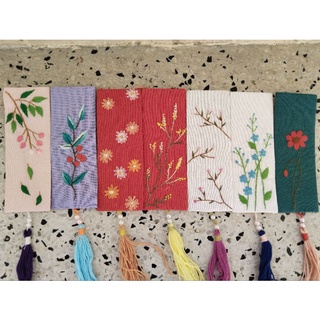 bookmark/kẹp sách thêu tay