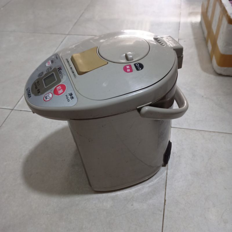 Bình thủy điện hiệu Tiger , dung tích 3 lit
