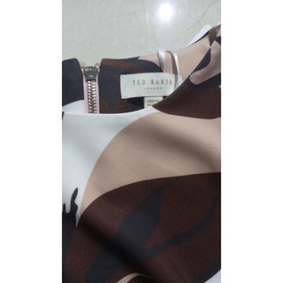 ĐẦM TED BAKER