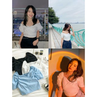 Áo croptop mặc được 2 kiểu trễ vai