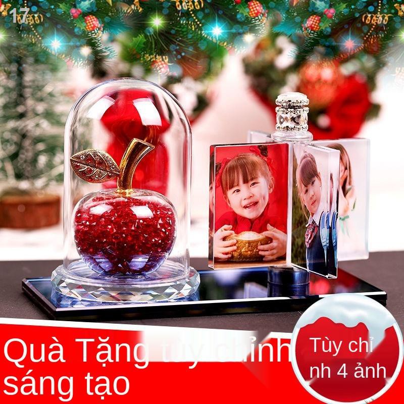 Quà tặng ngày lễ tình nhân cho bạn trai cặp đôi ảnh tùy chỉnh sinh nhật thiết thực cô gái sáng tạo ý nghĩa