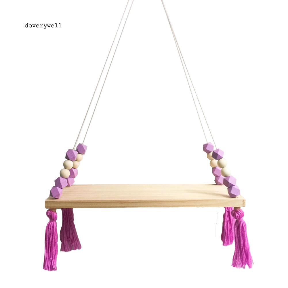 Kệ treo bằng gỗ phối hạt xỏ trang trí theo phong cách Bắc Âu đầy cá tính