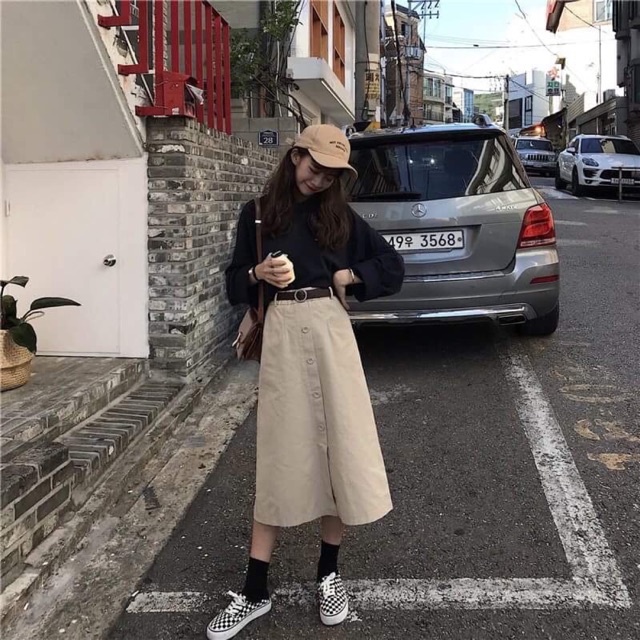 CÓ SẴN SIZE M , L # KEM & NÂU S,M] Váy dài phong cách vintage ulzz9ang 2018 - V141