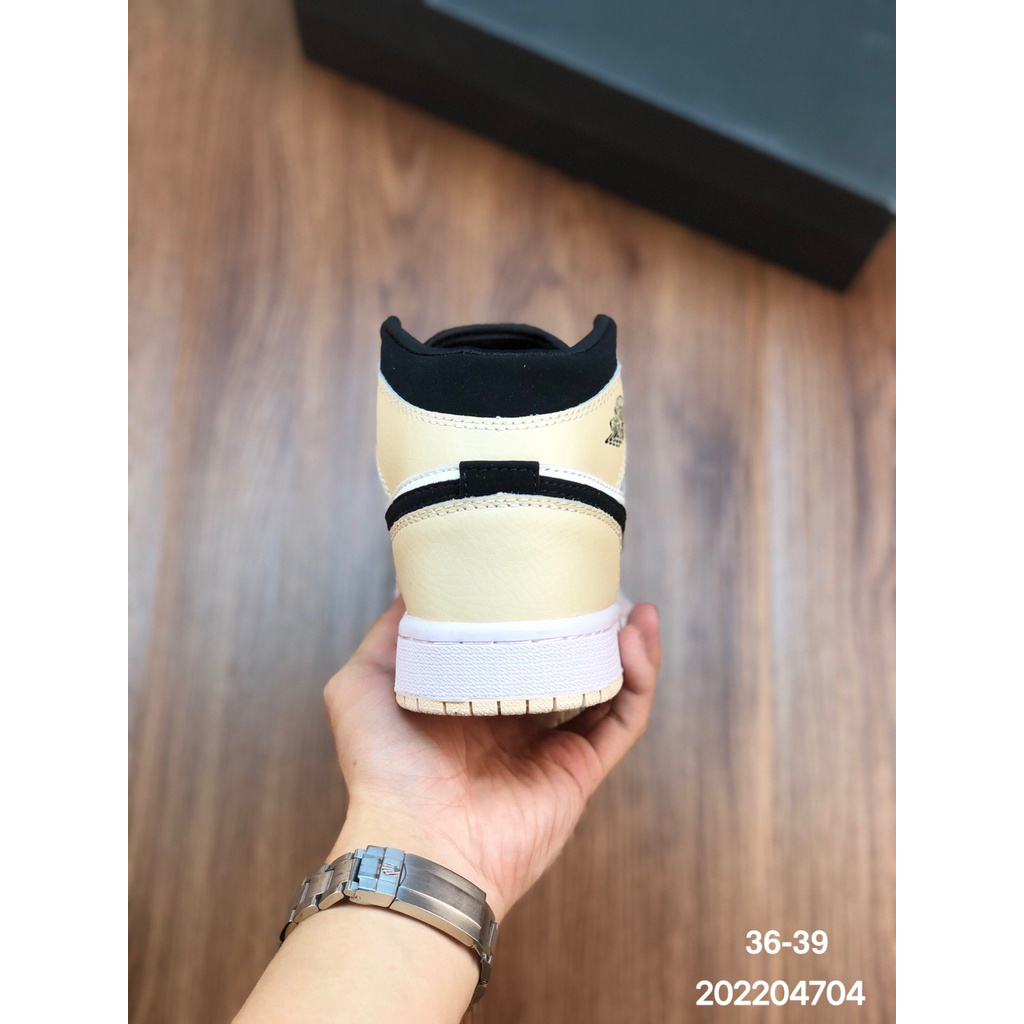 Giày Thể Thao Dùng Để Chơi Bóng Rổ Của Air Jordan 1 Cr