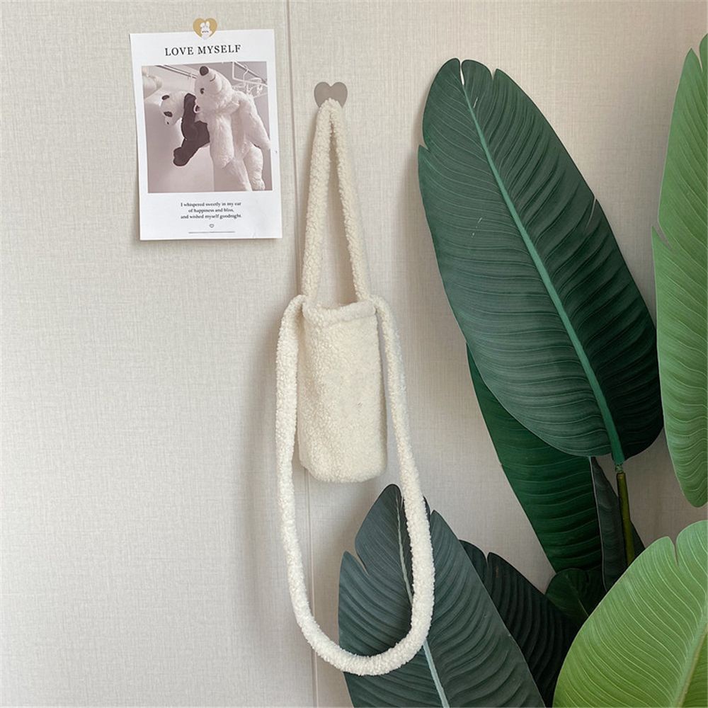 Quai đựng ly nước bằng vải lông có dây đeo họa tiết bò sữa dễ thương cho học sinh sinh viên