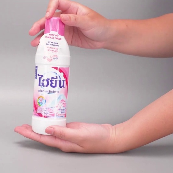 Nước Tẩy Quần Áo Trắng Siêu Sạch Hygiene Nhập Khẩu Thái Lan Chai 250ml