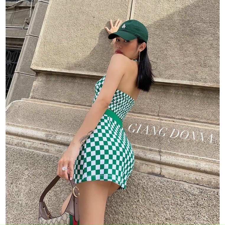 Sét bộ caro áo yếm đẹo cổ croptop phối chân váy chữ A ôm cực xinh , chất thun gân dày dặn mk