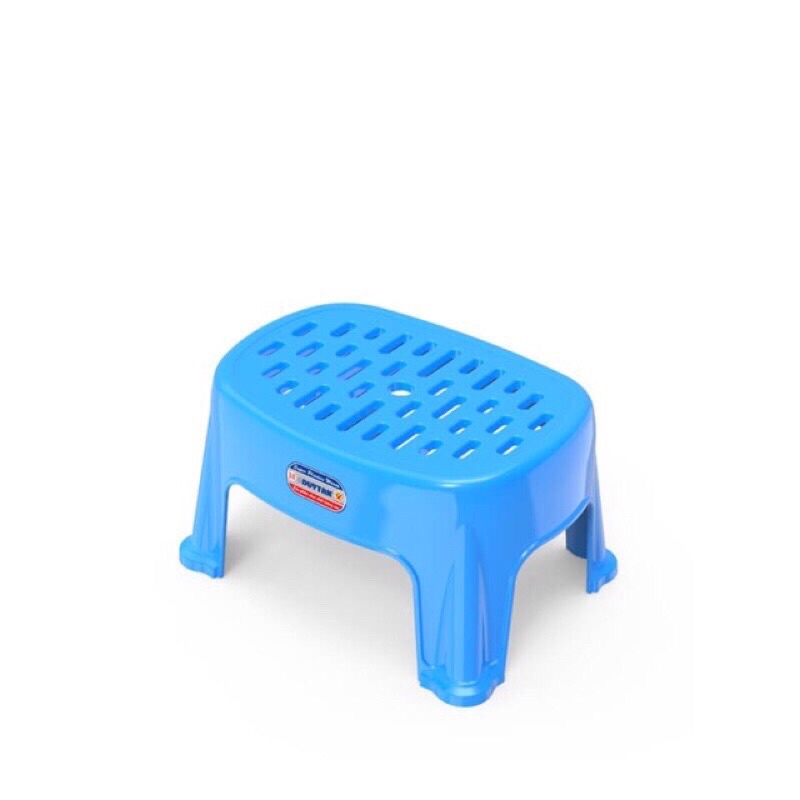 Ghế nhựa duy tân