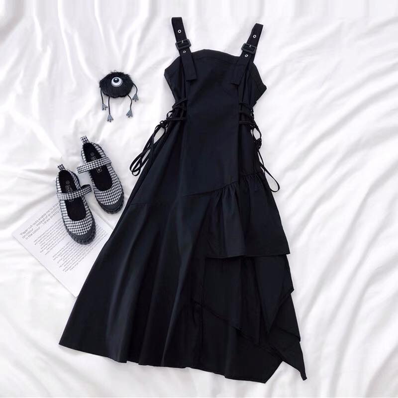 Váy hai dây đen cá tính ulzzang ( có sẵn) | BigBuy360 - bigbuy360.vn