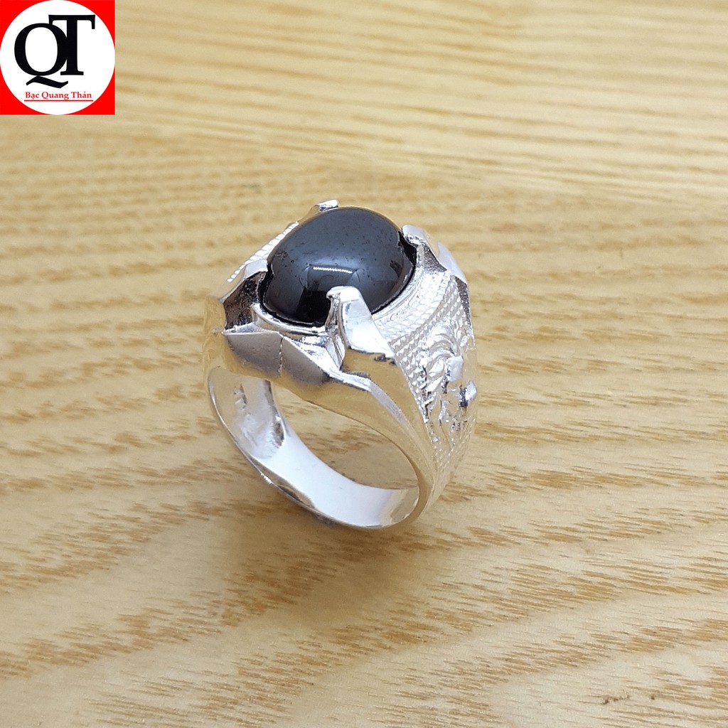 Nhẫn nam bạc ta đúc nguyên chiếc mặt đá hình ovan màu đỏ , đen trang sức Bạc Quang Thản  – QTNU5