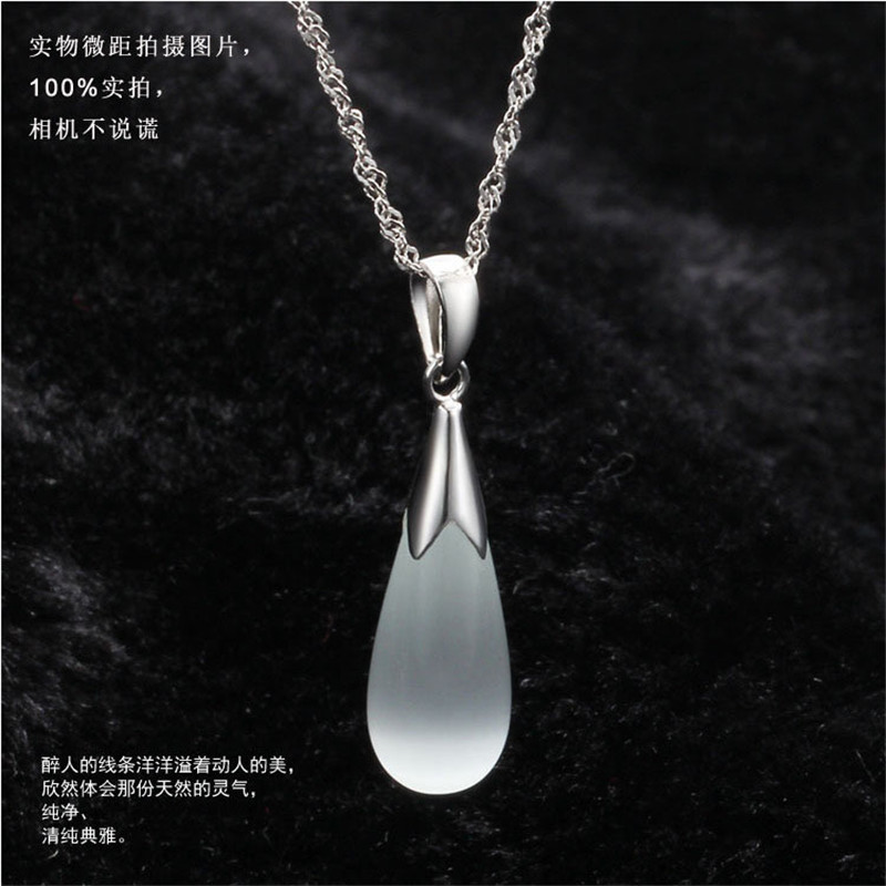 vòng cổ Bạc Mặt Đá Mặt Trăng