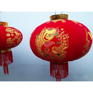 Lồng đèn nhung đỏ trang trí