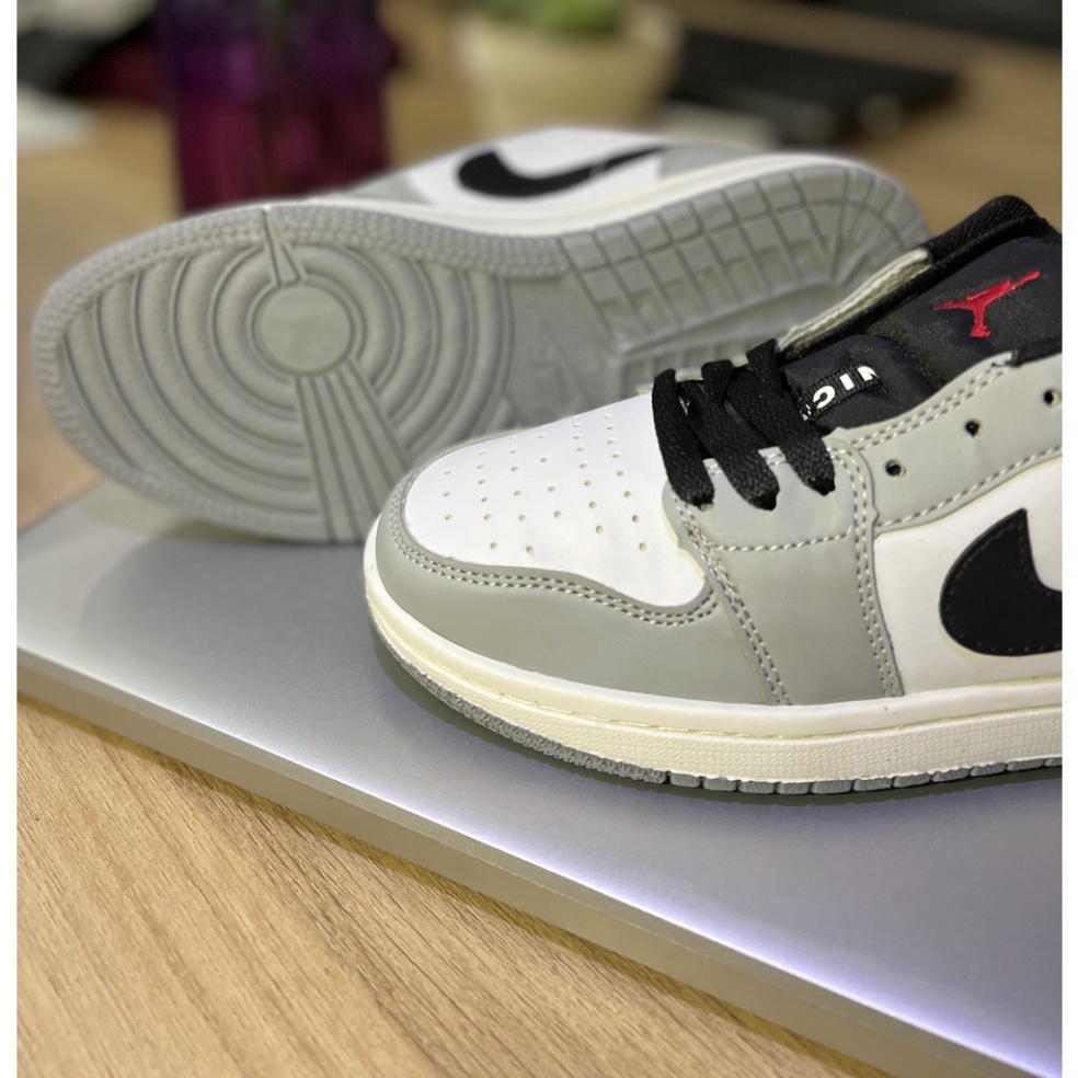 Giày Jordan Xám Chỉ Đỏ Nam Nữ,Giày JD Xám Chỉ Đỏ Full Box Full Bill