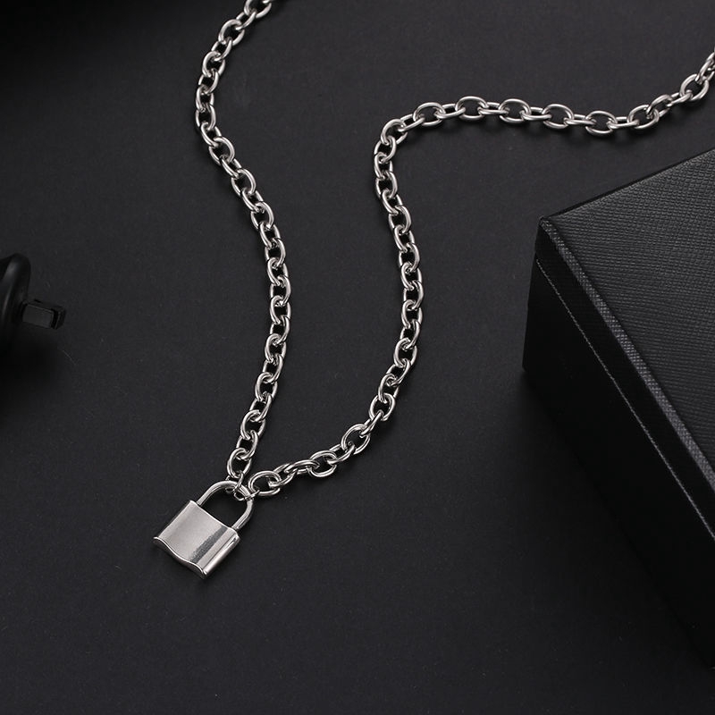 Vòng cổ mặt ổ khóa 22668 thời thượng cho nam nữ