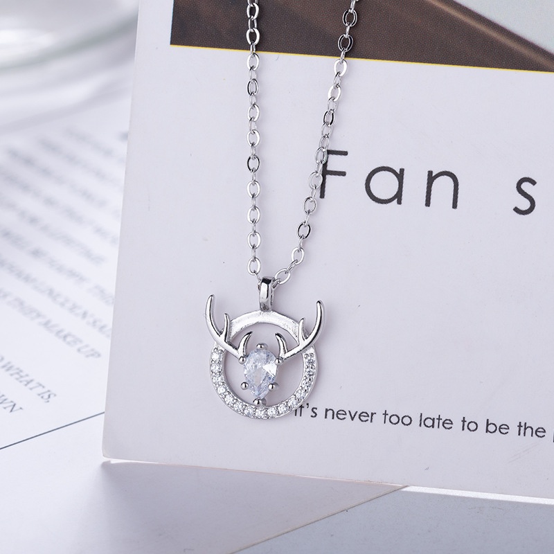 Dây chuyền đính phụ kiện kiểu dáng đa dạng tùy chọn thời trang cho nữ