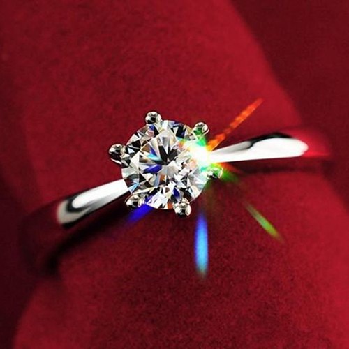 Nhẫn đám cuới/ đính hôn có hạt đá trong suốt size 6-9