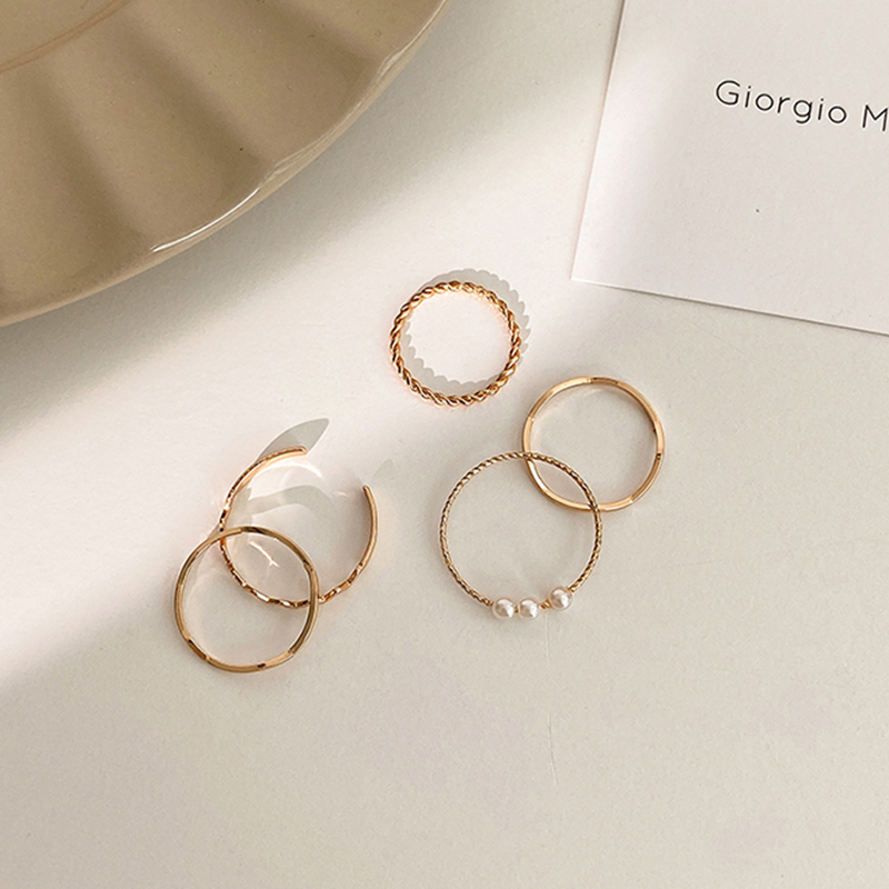 5 Nhẫn thiết kế đơn giản thời trang dành cho nữ