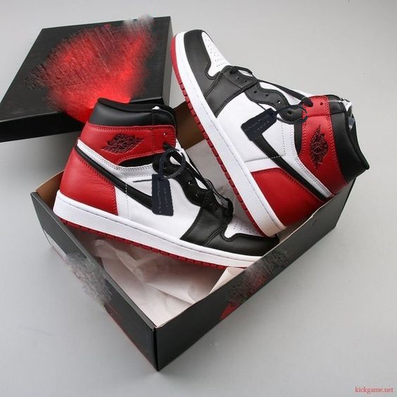 GIÀY THỂ THAO SNEAKER NAM NỮ AIR JD 1 RETRO HIGH OG BRED TOE