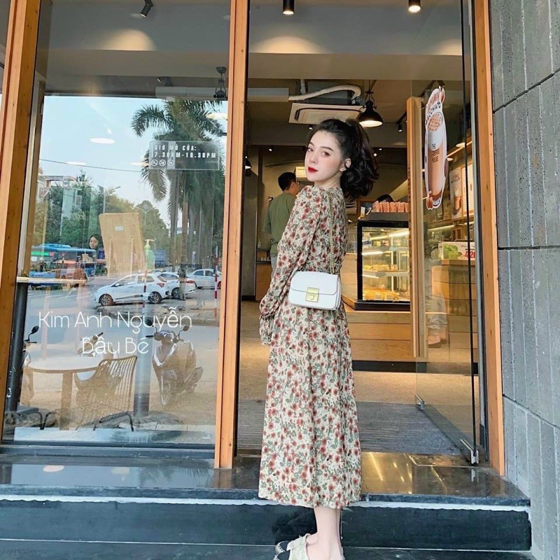Váy hoa đang HOT e về hàng nhé 👉 Lên fom dáng chuẩn
