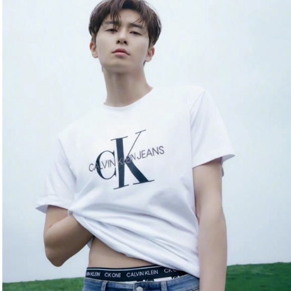 Áo Thun Cotton Unisex Dáng Rộng Thời Trang