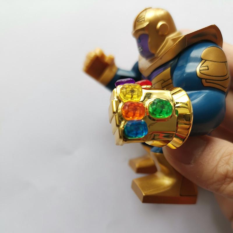 Đồ chơi mô hình Thanos Marvel vui nhộn cho bé