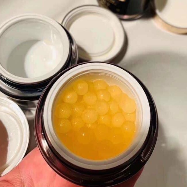 Kem dưỡng da Vento Vivere đen 30g trứng cá tầm Thụy Sỹ Mit Beauty giúp chống lão hóa đẩy lùi vết chân chim