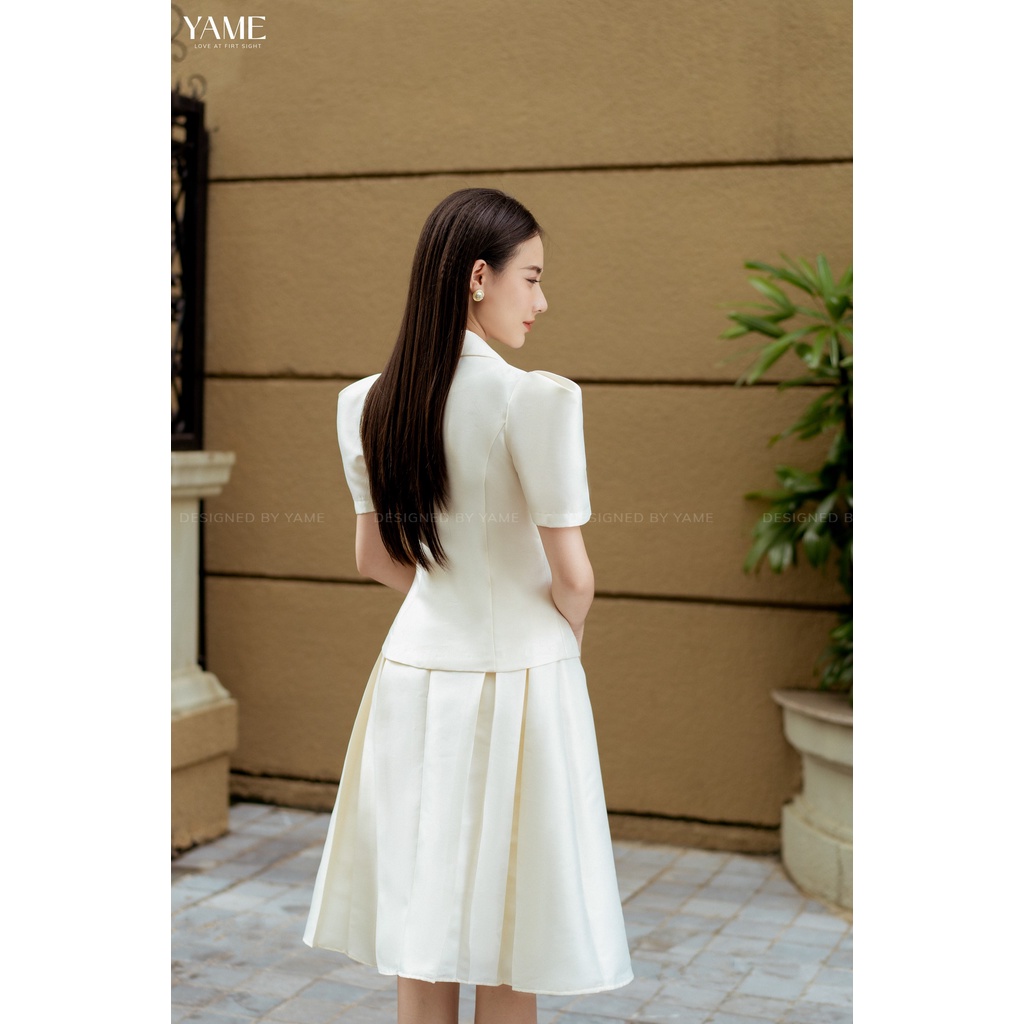 Nguyên set gồm áo kiểu tay bồng và chân váy xoè YS52 YAME
