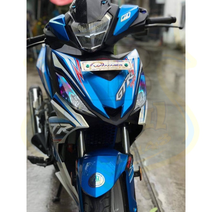 ( Quí khách vui lòng mang ra tiệm cho thợ dán ) Tem winner gtr trắng xanh