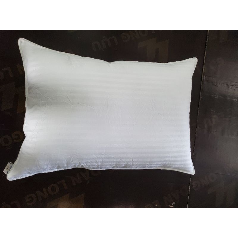 Gối lông vũ nhân tạo kẻ sọc 1cm bông gòn microfiber,gối khách sạn,hàng Việt Nam chất lượng cao giá cho 1 sản phẩm