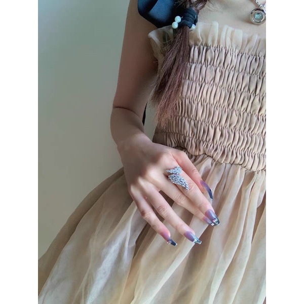 Nhẫn hoa văn đá đỏ đen nhân tạo Thổ Nhĩ Kỳ bạc chuẩn mẫu ảnh bìa