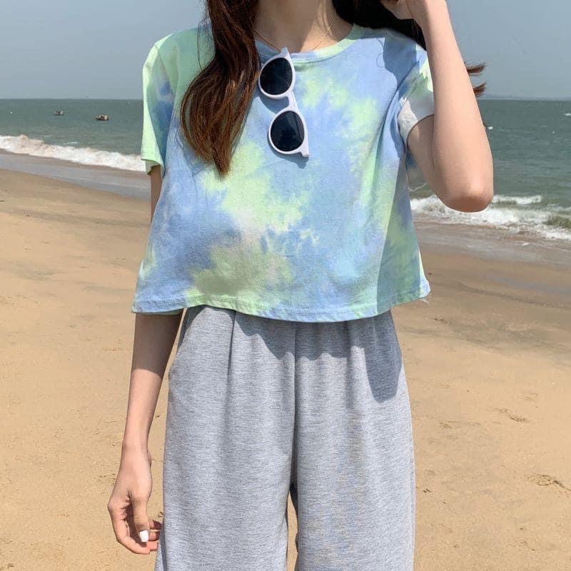 365k áo thun crop loang nữ